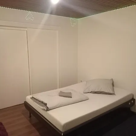 Apartment 3 Bedroom Cozy 30min Zu Hamburg *