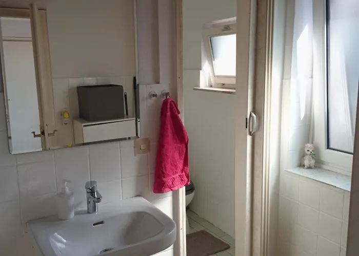 3 Bedroom Cozy 30min Zu Hamburg Apartman *